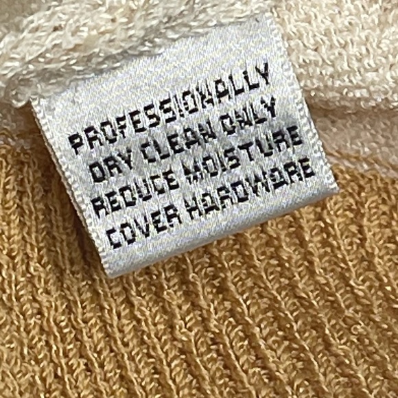 new St John Collection ꧁ Gold Hardware Button Knit Cardigan ꧂ Ivory Textured ꧂ - Picture 11 of 16